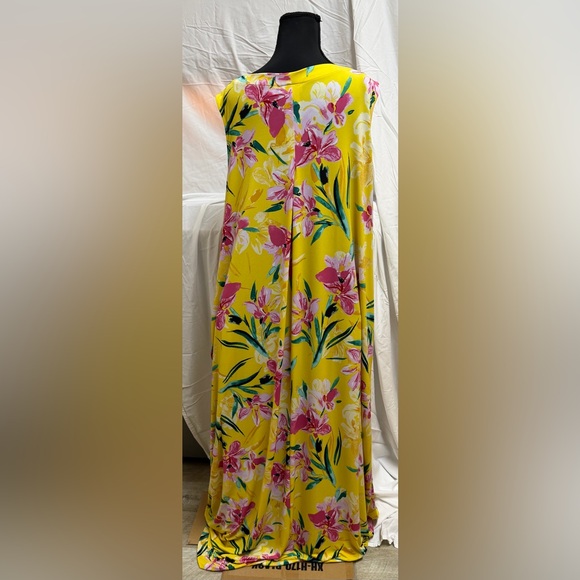 Susan Graver Yellow Floral Dress - Picture 3 of 7